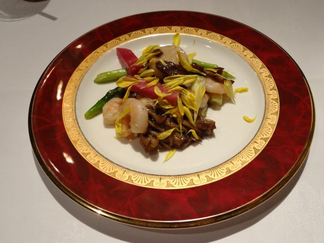 帆立貝と芝海老と旬野菜の塩麹炒め（シルクロードガーデン）