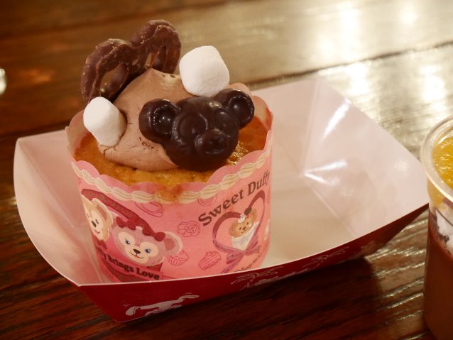 ヘーゼルナッツケーキ（ザンビーニ･ブラザーズ･リストランテ）