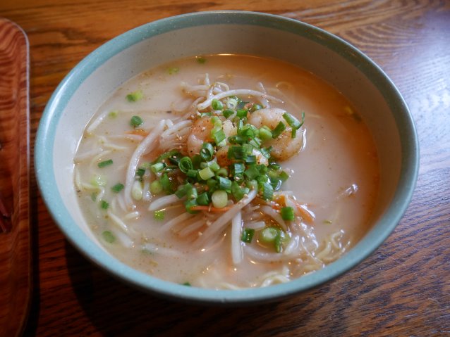 海老入り白湯麺（塩）（チャイナボイジャー）