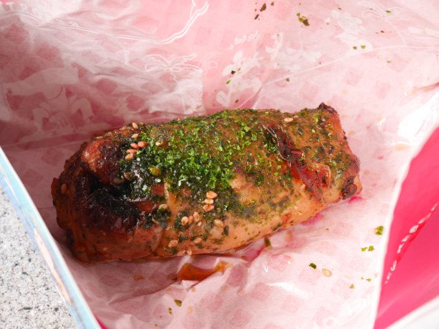 ブラックペッパーてりやきチキンロール（レストラン櫻 テラス席）