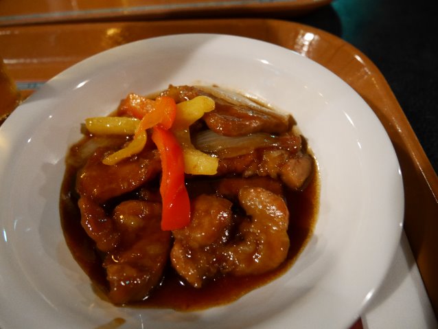 黒酢の酢豚（ヴォルケイニア・レストラン）