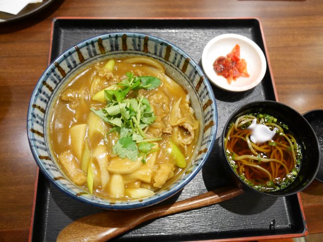 カレー丼（凛や）