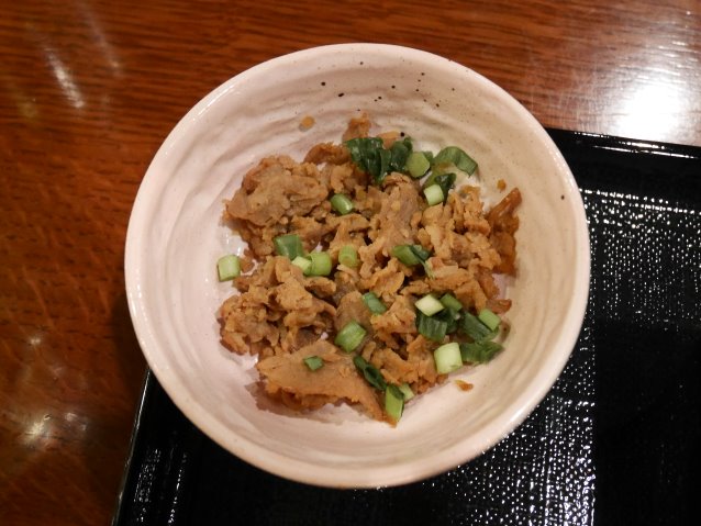 小鉢 牛肉のしぐれ煮（レストラン櫻）