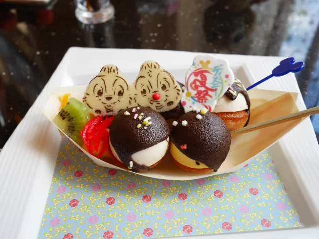 “ディズニー夏祭り”ケーキセット（ハイピリオン・ラウンジ）