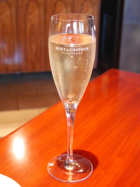 Moët ＆ Chandon（アチェンド）