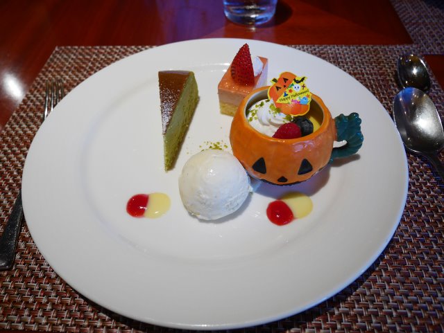 デザートプレート（ハロウィン スペシャルデザート）（アチェンド）