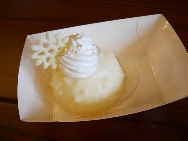 ホワイトチョコムースケーキ（ケープコッド・クックオフ）