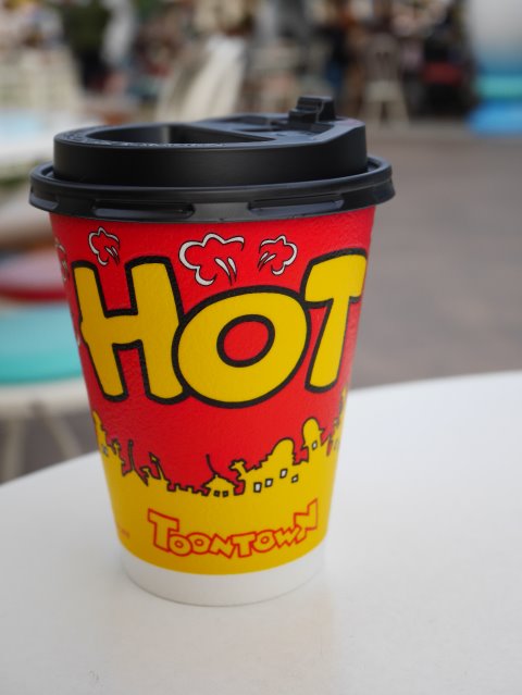 ホットドリンクカップ（トゥーンタウン）