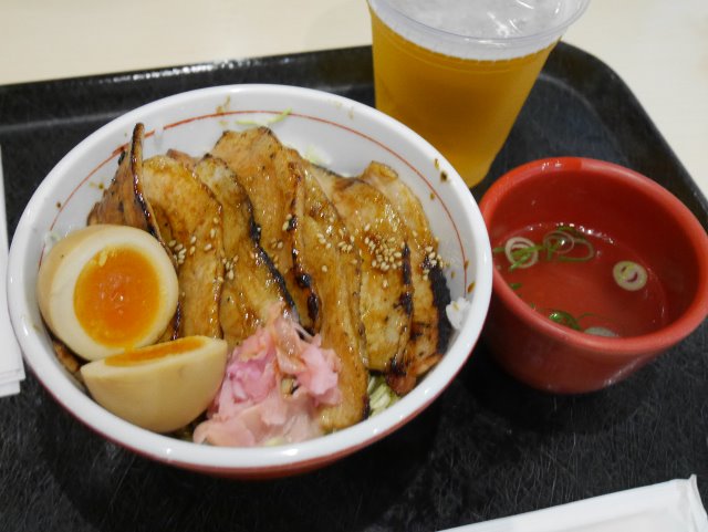 豚玉丼（いち膳屋）