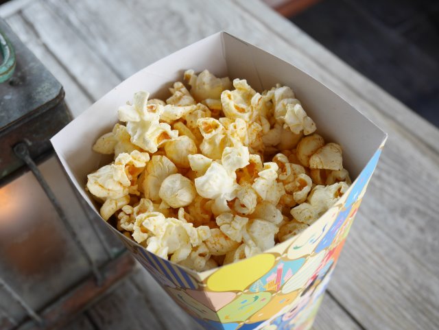 ガーリックシュリンプ味のポップコーン