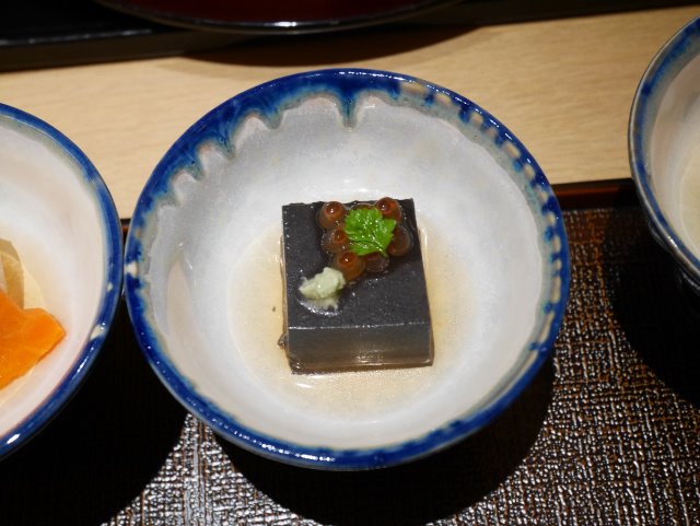 特選小皿九種 胡麻豆腐（花 Hana）