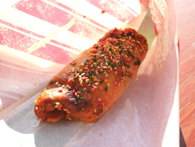 ブラックペッパーてりやきチキンロール（レストラン櫻テラス席）