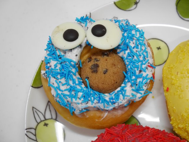 クッキー＆クッキー モンスター（クリスピー・クリーム・ドーナツ）