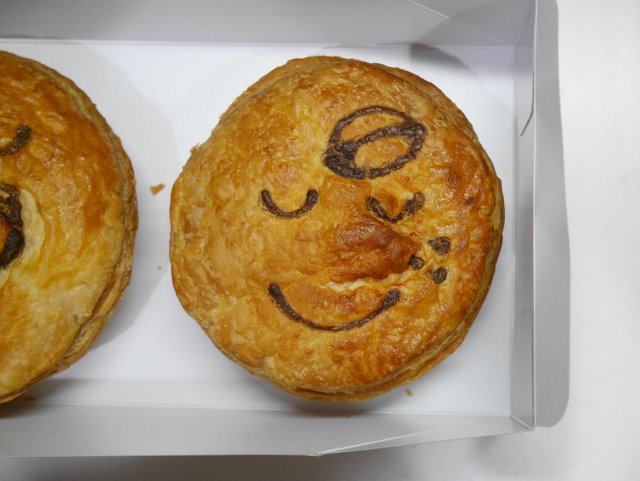 オレンジレアチーズ（Pie face）