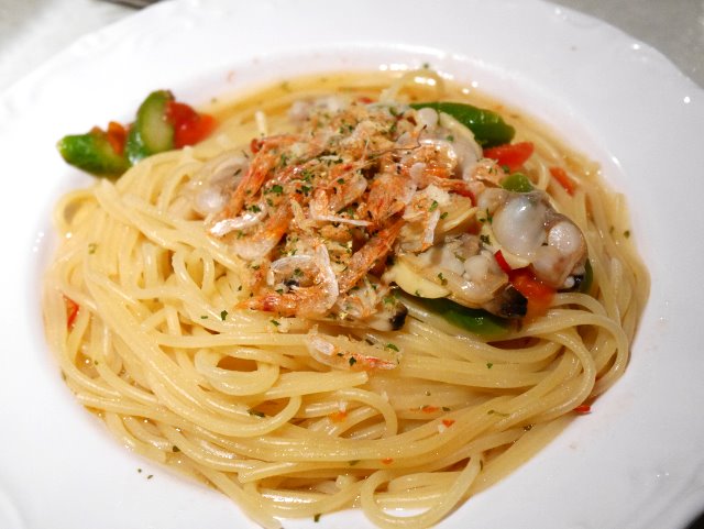 アサリと桜海老のスパゲッティ（ザンビーニ･ブラザーズ･リストランテ）