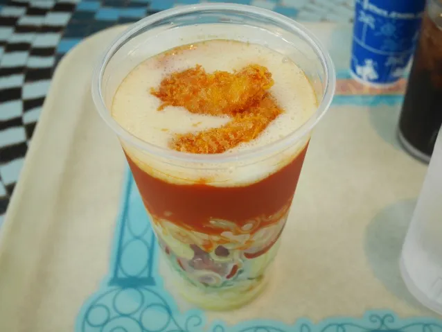 エビとサラダの冷やし麺（トマトソース）（プラザパビリオン・レストラン）