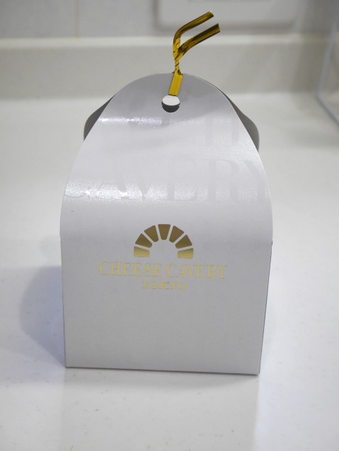 チーズサンド 箱（CHEESE CAVERY TOKYO）