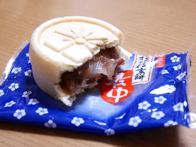 桔梗信玄餅最中 中身（船橋屋）