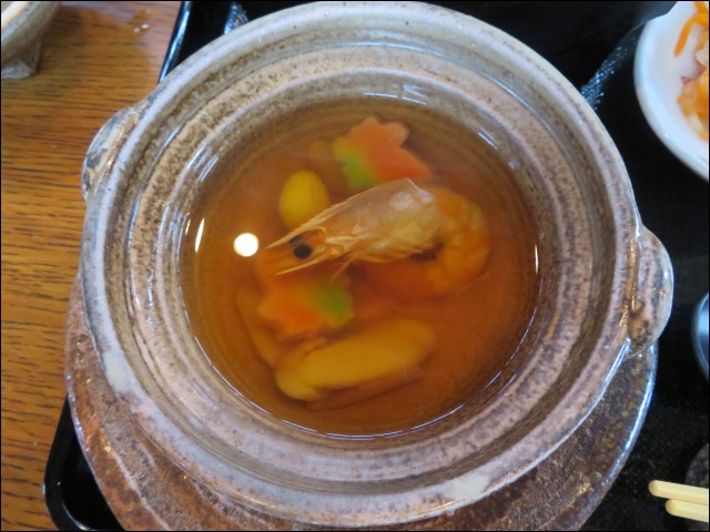 松茸と海老の土瓶蒸し風（レストラン櫻）