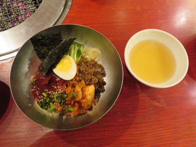 名物冷麺（焼肉トラジ）