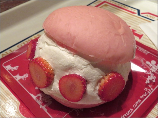フルーツサンド(マスカルポーネクリーム＆ホイップ)（ケープコッド・クックオフ）