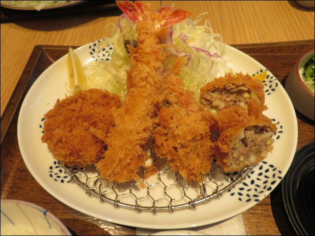 葵 一口ひれかつ、海老フライ、キャベツメンチかつ、茄子フライ（とんかつ 和幸）