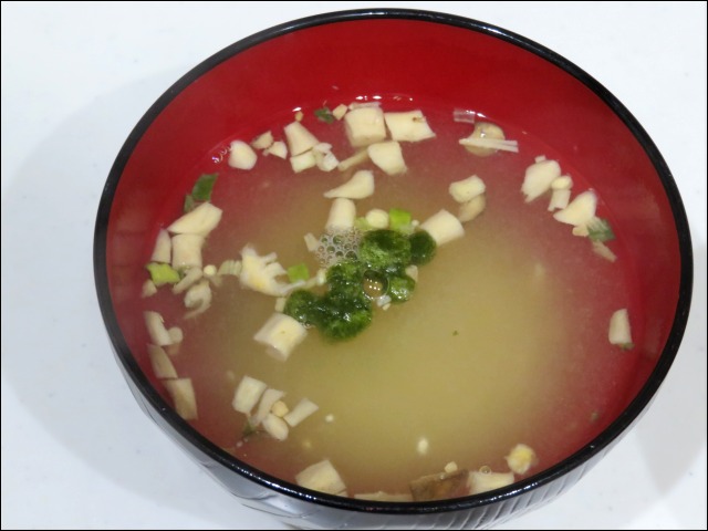 味噌スープ きのこ味