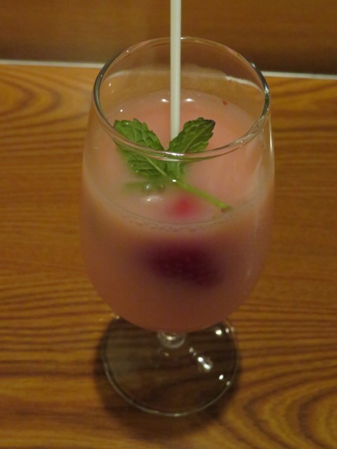 苺の甘酒（れすとらん北齋）