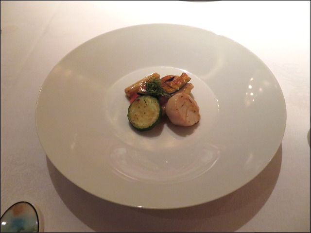 帆立貝と鯛の炒め 梅ソース（シルクロードガーデン）