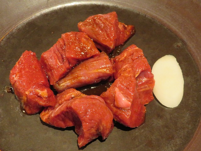 赤身切落し（焼肉トラジ）