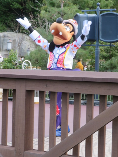 グーフィー（ミニー、ウィー・ラブ・ユー！）