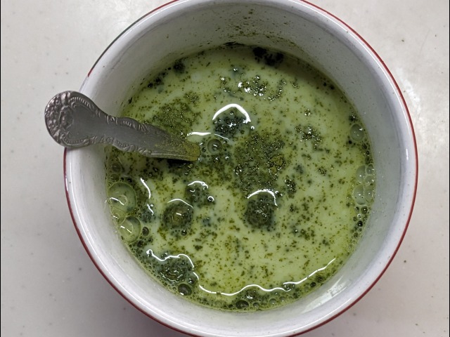 抹茶・オ・レ くり 粉溶かし中（ルピシア）