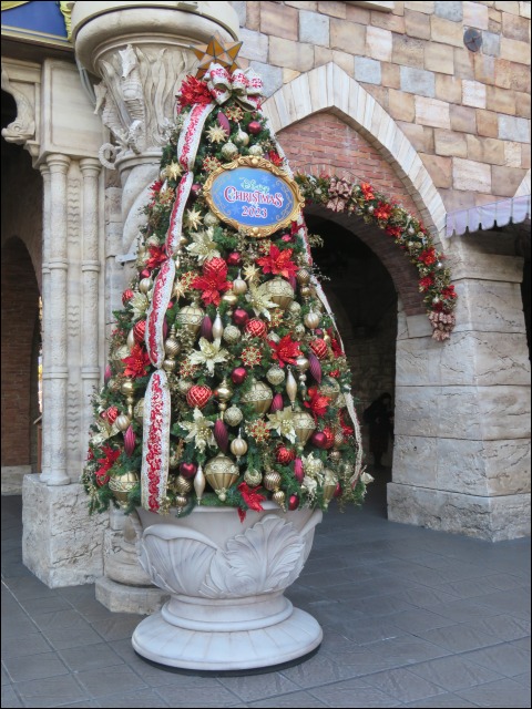 クリスマスツリー（ディズニー・クリスマス 2023）