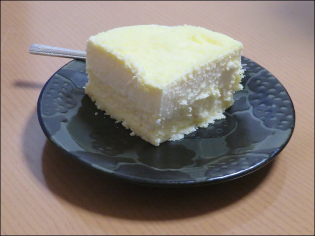 ドゥーブルフロマージュ カット（小樽洋菓子舗 ルタオ）