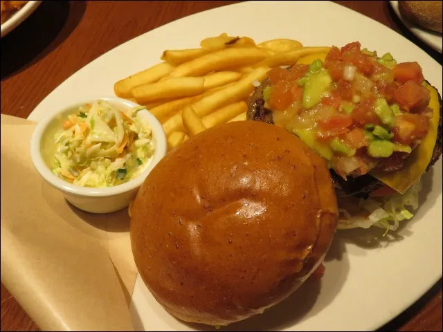 ワカモレ・バーガー（OUTBACK STEAKHOUSE）