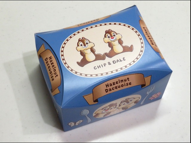 ヘーゼルナッツのダックワース 箱（Noix）