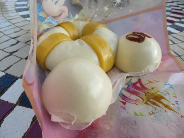 ミッキーうきわまん（ボイラールーム・バイツ）