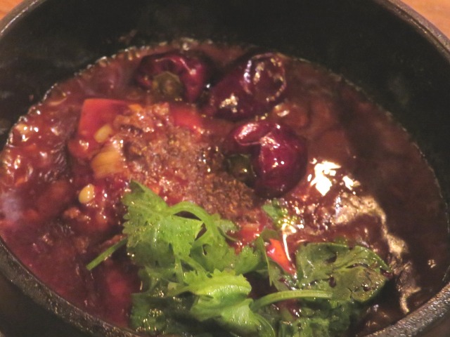 モンスーンカフェ ラム肉の石焼麻婆豆腐
