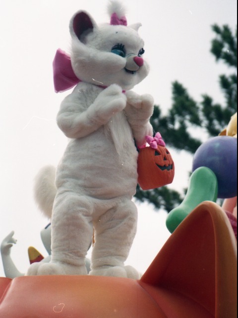 マリー（ディズニー・ハロウィーン・パレード 2003）