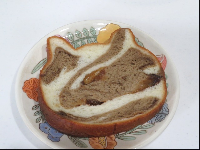 ねこねこ食パン 桔梗信玄餅（ハートブレッドアンティーク）