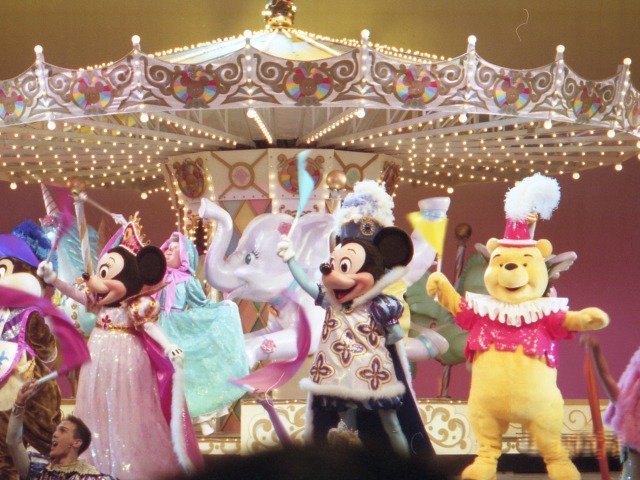 ミニー、ミッキー、プー（ワンス・アポン・ア・マウス）