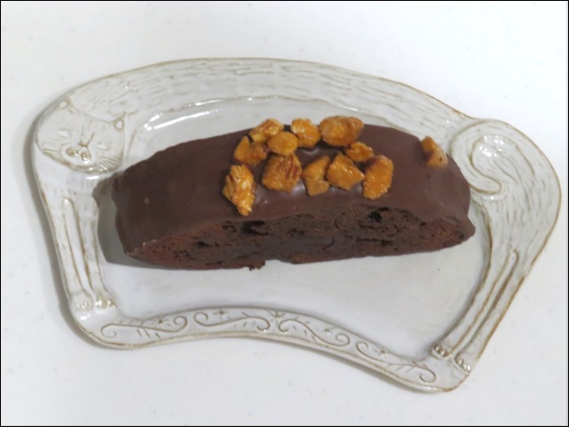 ソフトチョコレートケーキ 上面（ゴディパン）