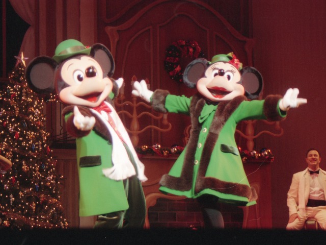 ミッキーとミニー（アンコール！ クリスマスバージョン）