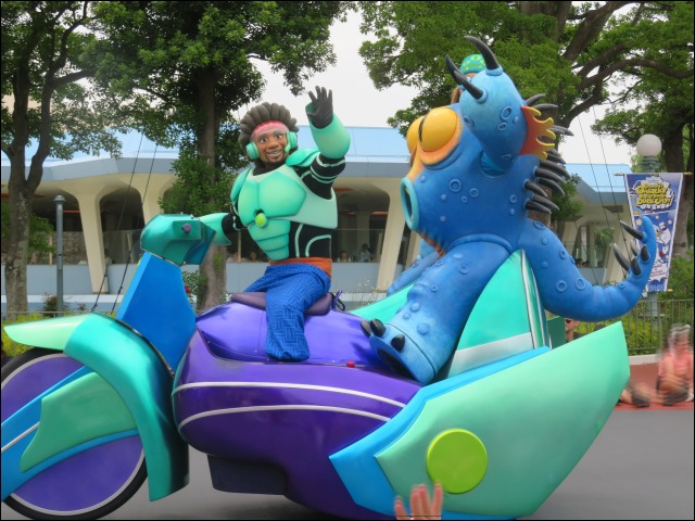 フレッドとワサビ（ディズニー・ハーモニー・イン・カラー）
