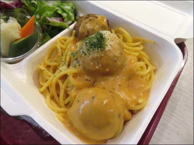 ミートボールパスタ アップ（Susan's MEAT BALL）