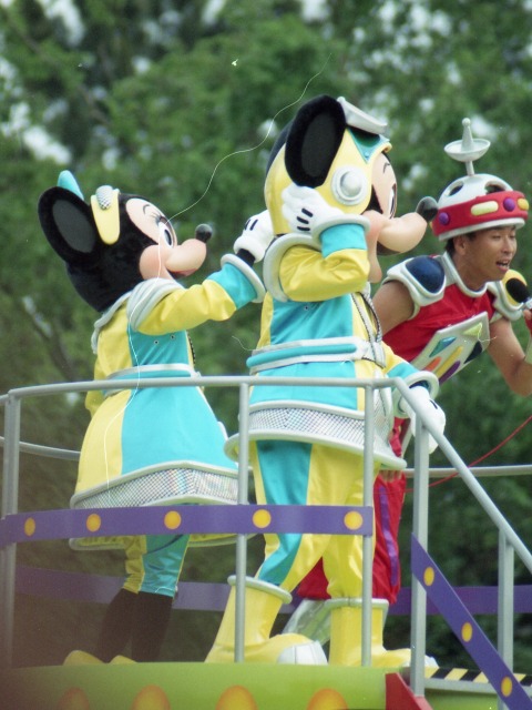 ミニーとミッキー（バズ・ライトイヤー夏の大作戦）
