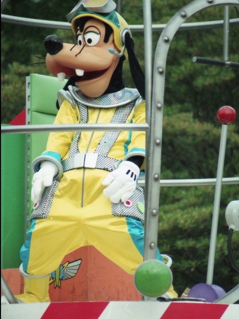 グーフィー（バズ・ライトイヤー夏の大作戦）