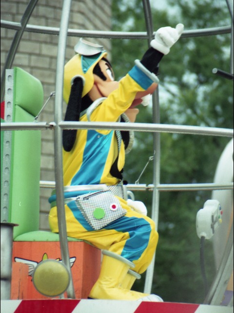 グーフィー（バズ・ライトイヤー夏の大作戦）