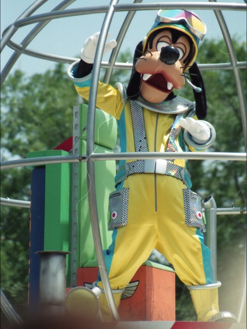 グーフィー（バズ・ライトイヤー夏の大作戦）