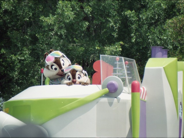 チップとデール（バズ・ライトイヤー夏の大作戦）